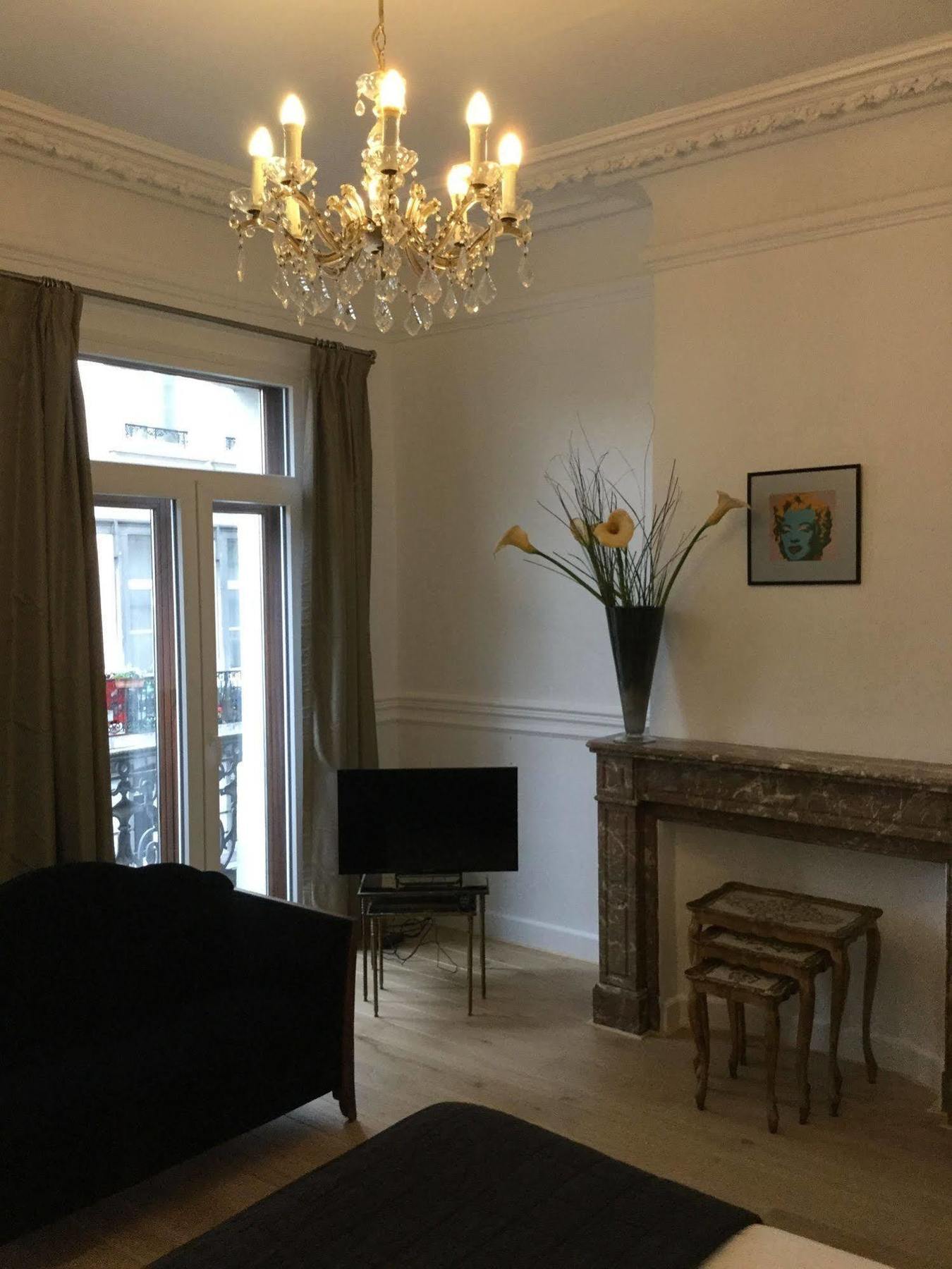 B&B Downtown Bxl Brussel Eksteriør bilde