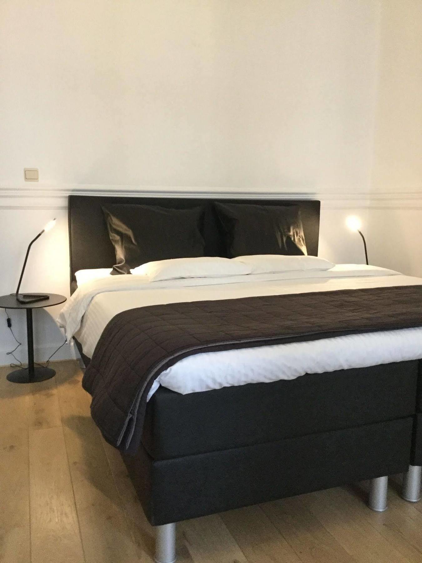 B&B Downtown Bxl Brussel Eksteriør bilde