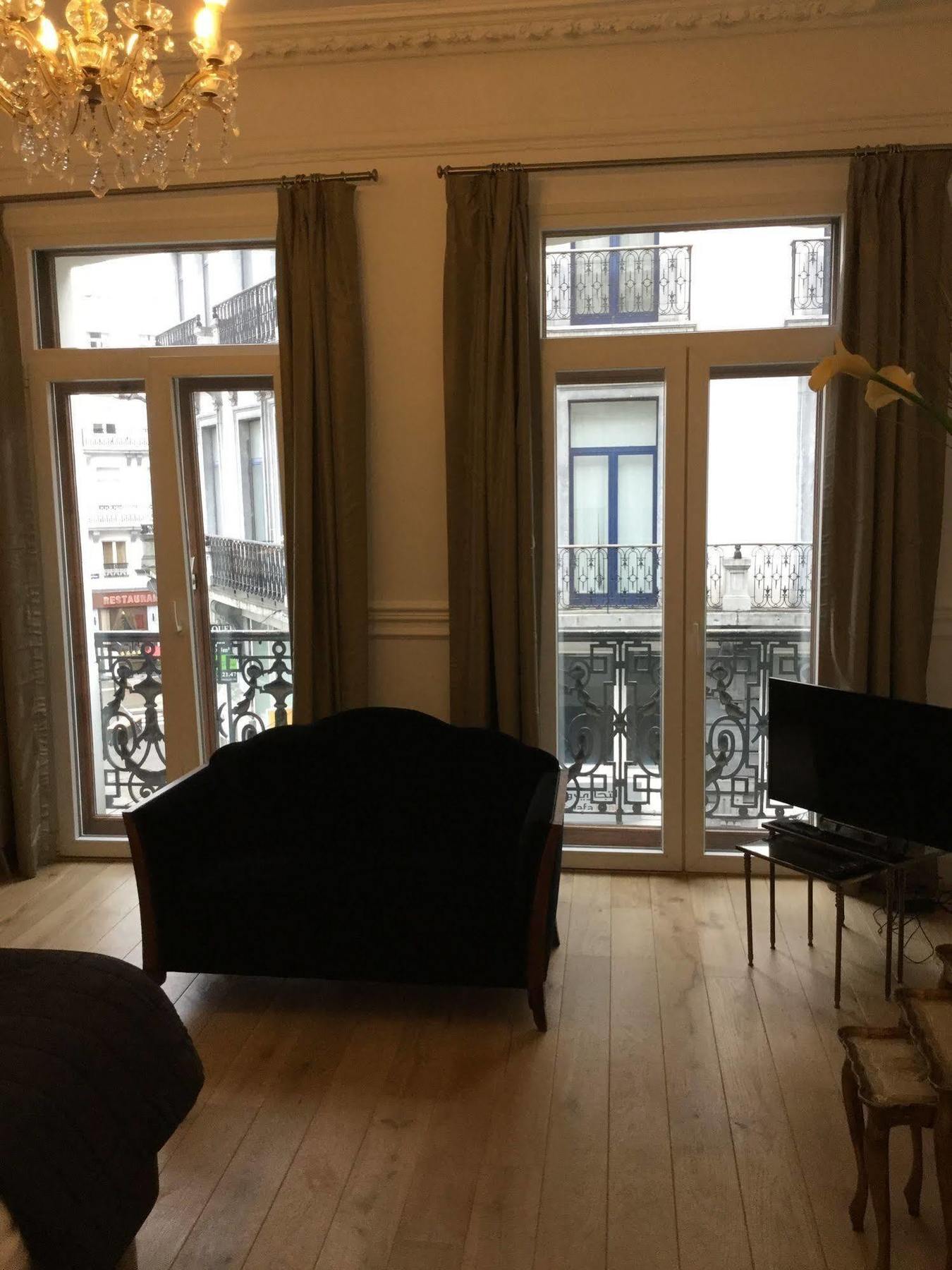 B&B Downtown Bxl Brussel Eksteriør bilde