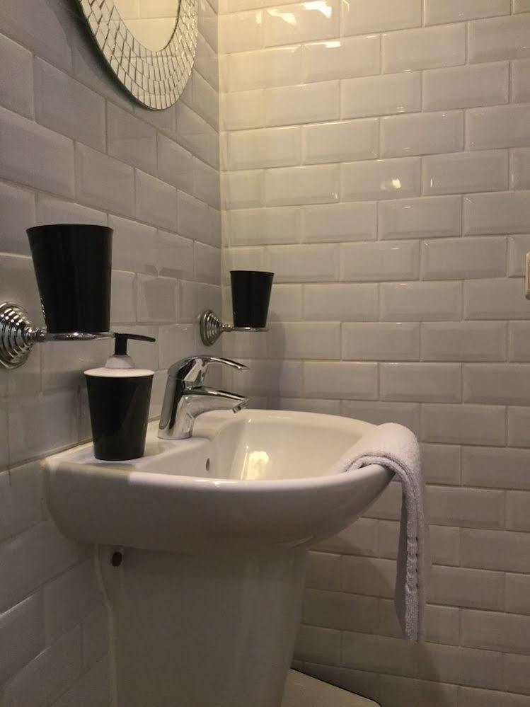 B&B Downtown Bxl Brussel Eksteriør bilde